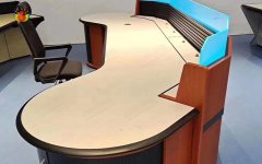 機房控製台一般放什麽設備？