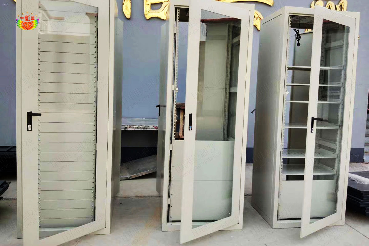 機櫃櫃內結構圖
