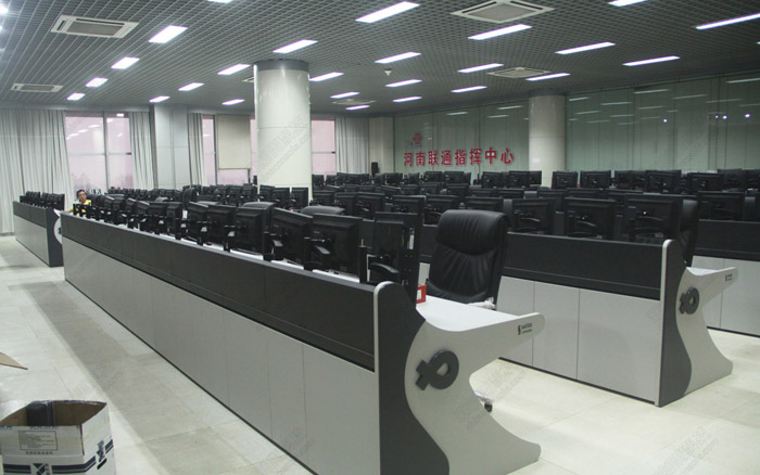 中國聯通河南省公司指揮中心操作台案例照片